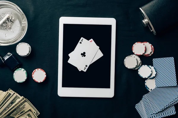 Payment method selection screen showing QRIS, DANA, OVO, and virtual account options